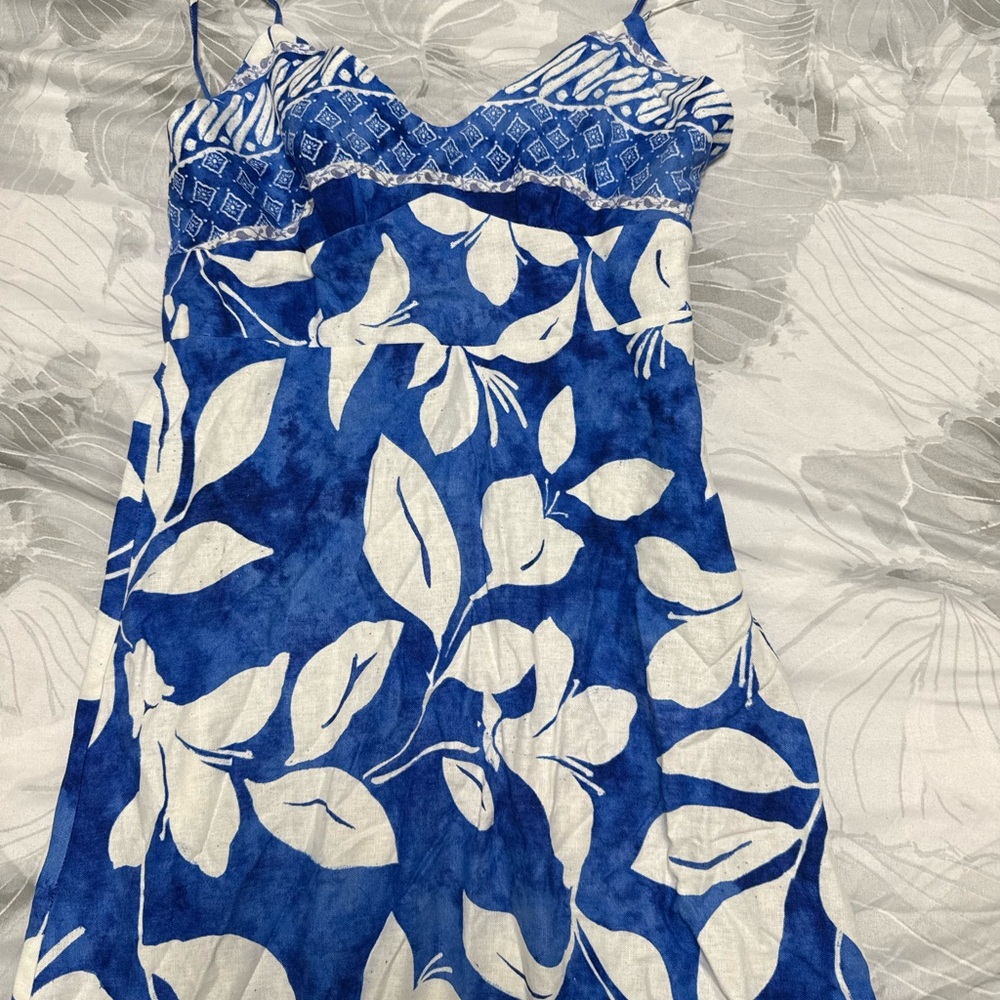 Zara Blue and White Leaf Print Chemise